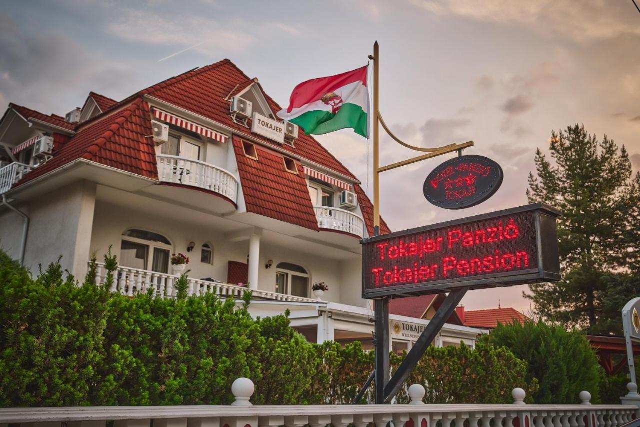 Hotel Tokajer Wellness Panzió Keszthely Exterior foto